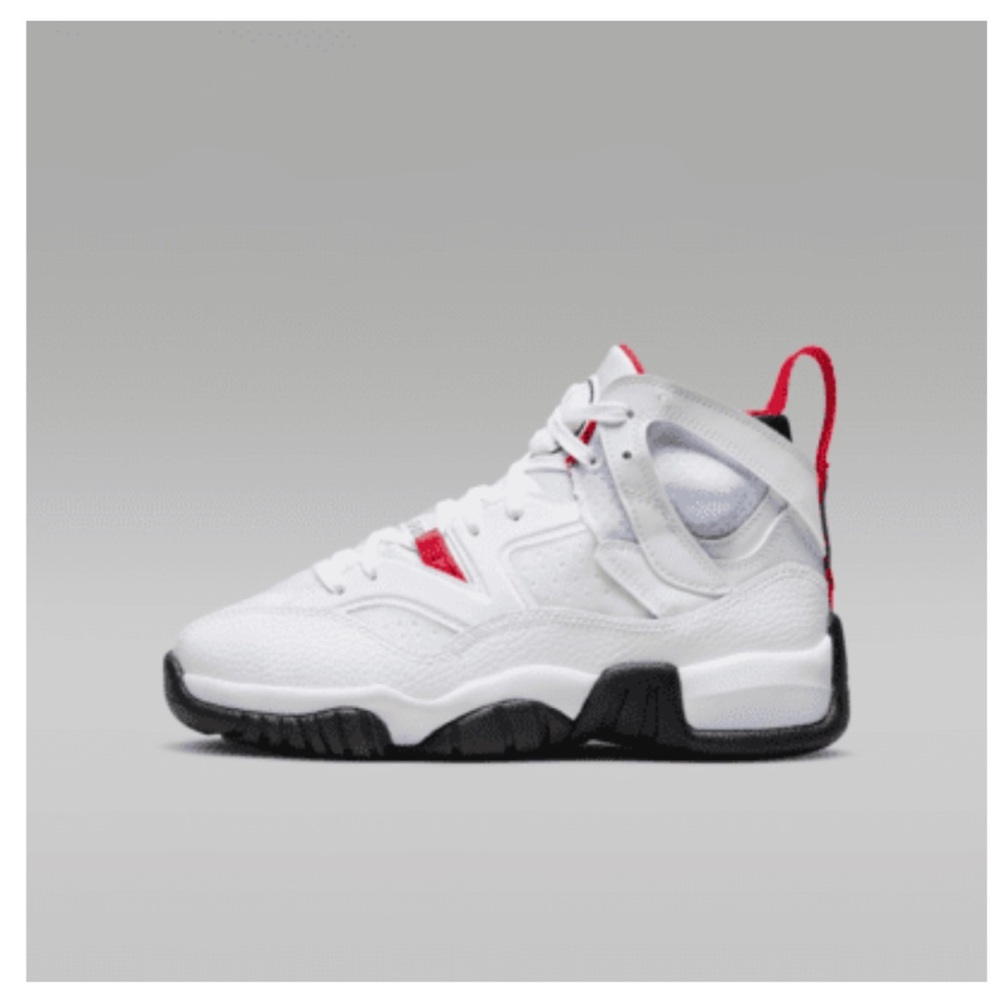 Jordan Jumpman Two Trey. Size 5.5Y.